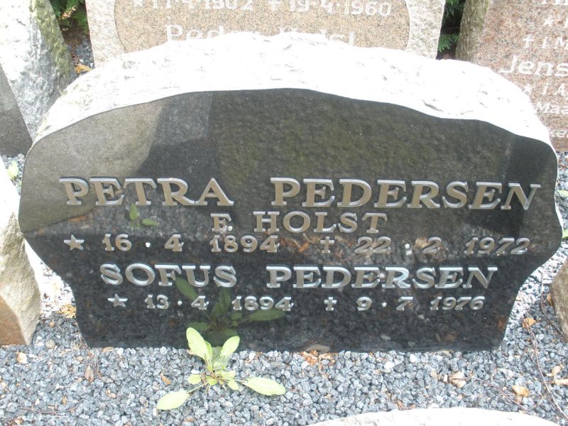 Petra Holst .JPG
